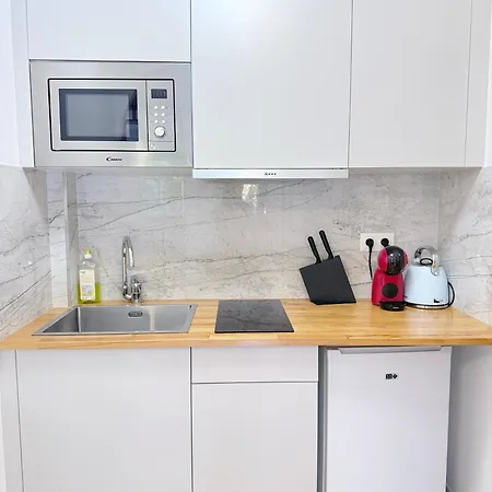 לינה וארוחת בוקר Elegant And Comfortable Jouvenet